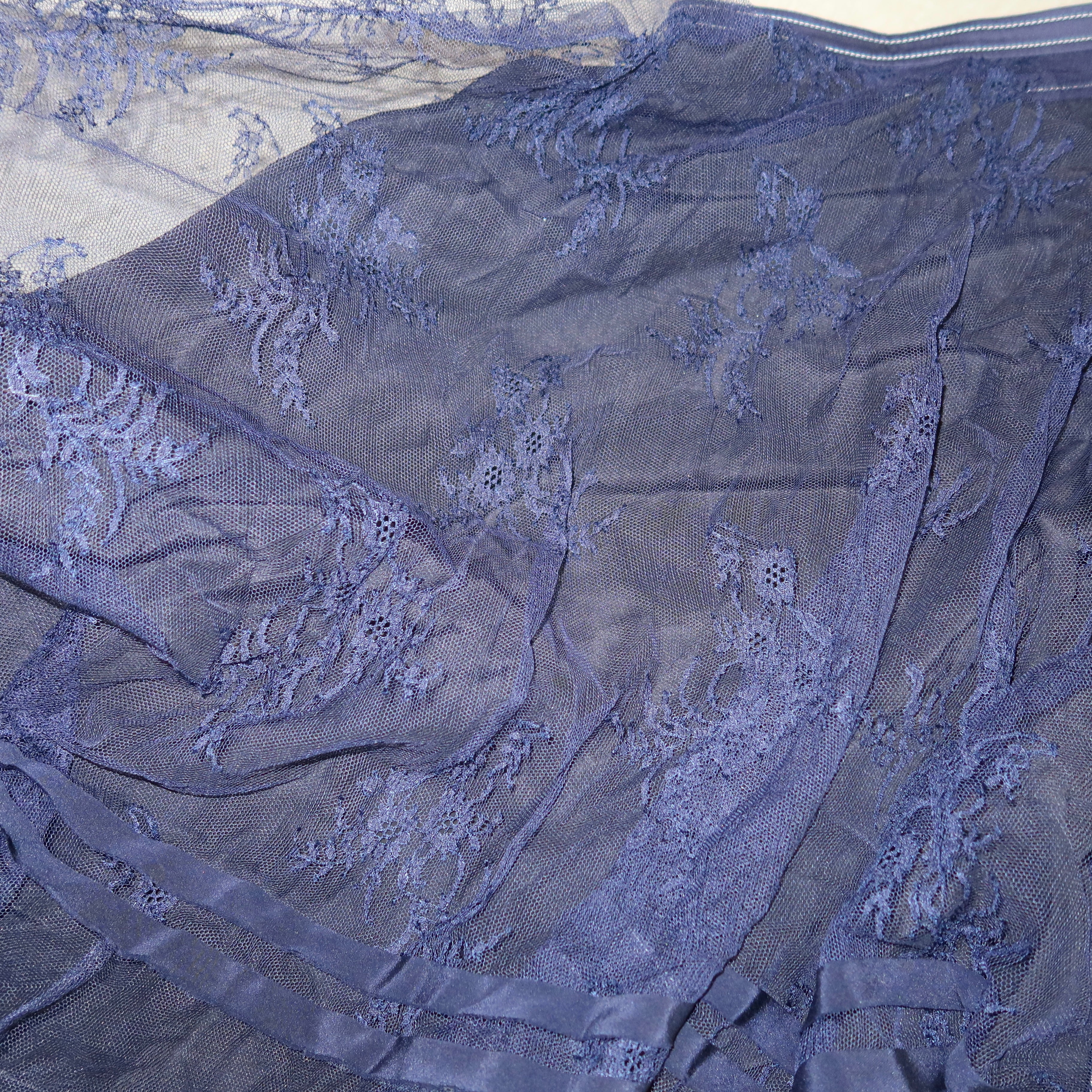 Chloé Resort 2020 Lace Overlay Skirt - Image 5